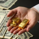Choosing Between Gold Coins and Bars: Investment Insights
