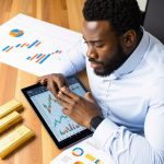 Choosing the Best Gold ETFs for Diversified Portfolios