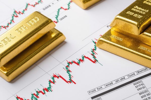 Gold ETF vs Gold Mutual Funds: Choosing the Right Investment Vehicle Gold ETF vs Gold Mutual Funds: Choosing the Right Investment Vehicle