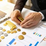Investing in Gold for Beginners: Essential First Steps in 2025
