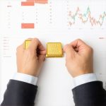 Gold Investment Strategies to Maximize Returns in 2025